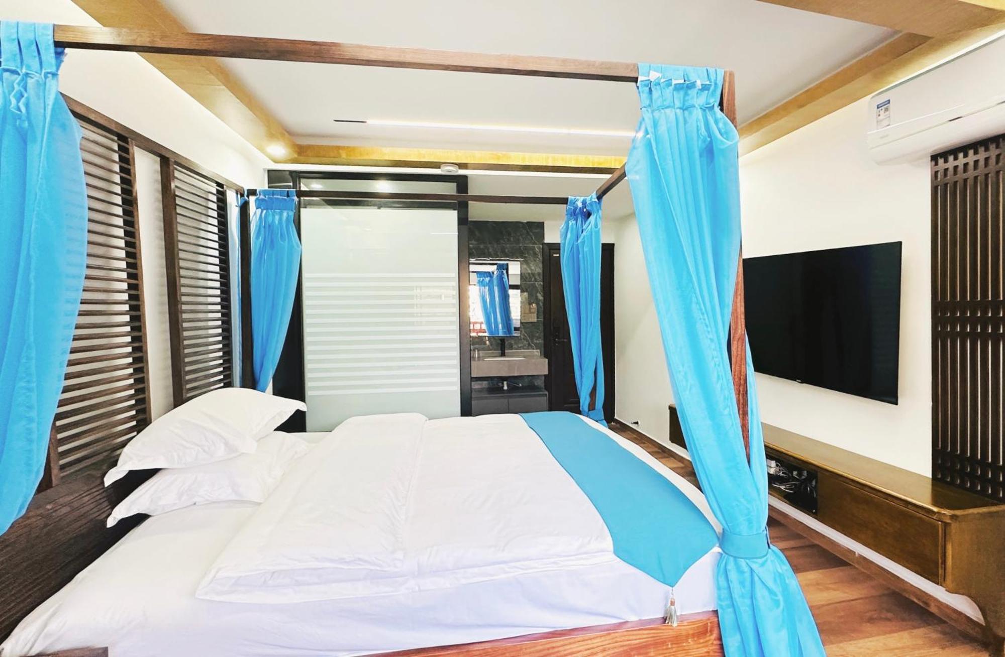Lqj Riverside Guest House Фэнхуан Экстерьер фото